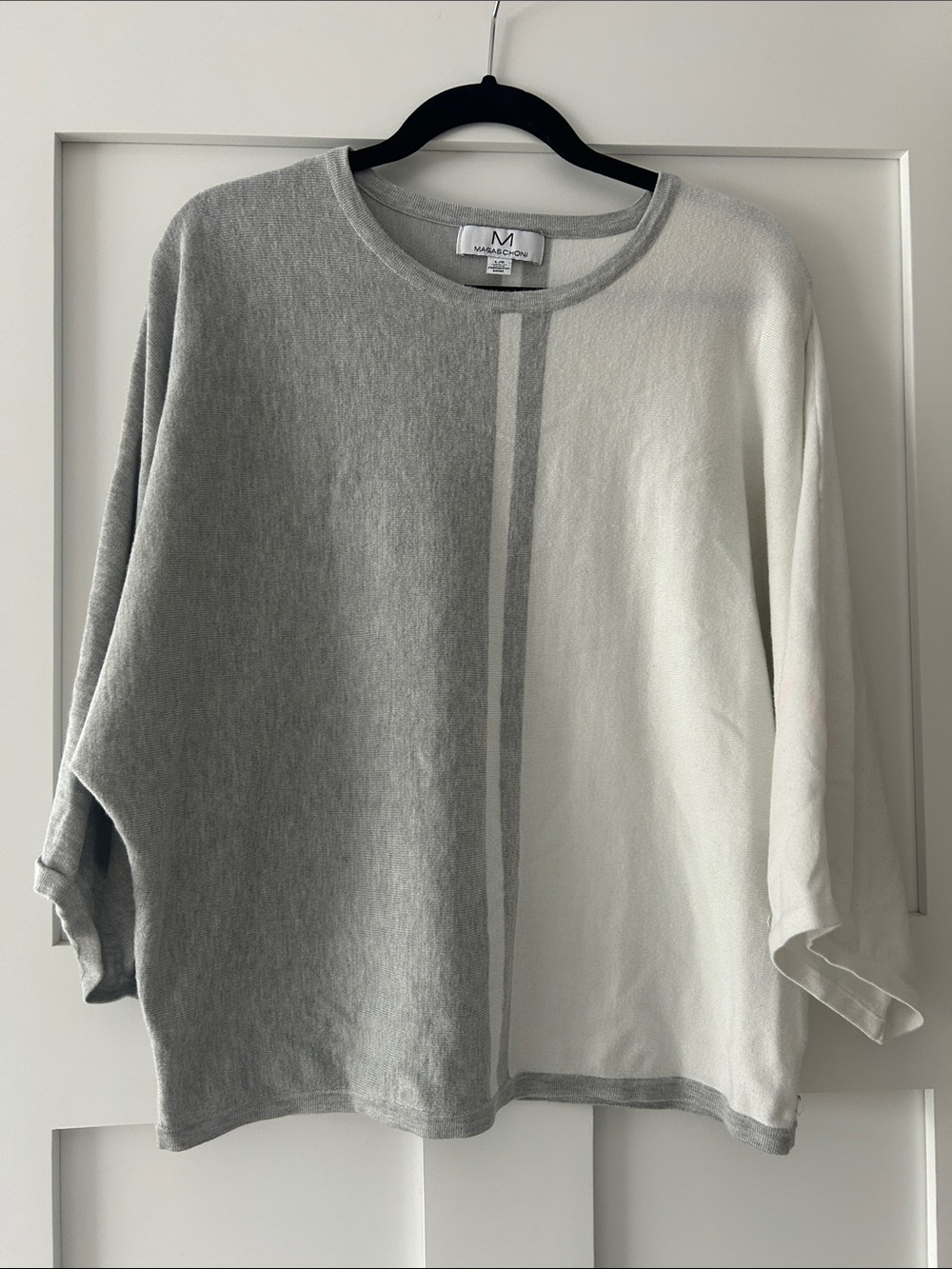 Magaschoni Two-Tone Gray and Cream Lightweight Sweater